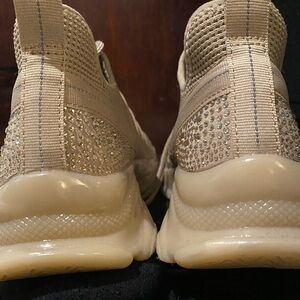 Mad Love Women's size 9 1/2 Mandy Sneakers BLUSH